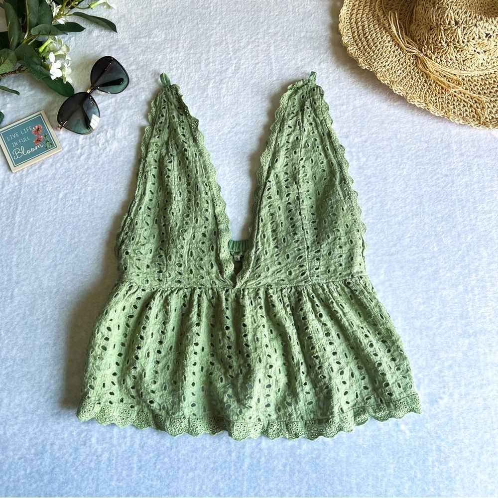 Women’s Size Small Green Eyelet Embroidery Tank Top Cotton Blend